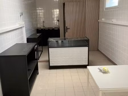 idéal bureau- ancien laboratoire traiteur
