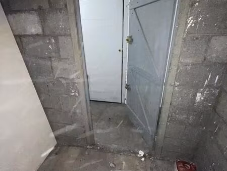 cave 2 m² courbevoie