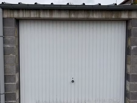 garage à louer