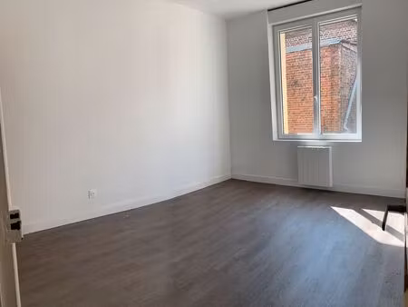 maison 45m2 avec cours