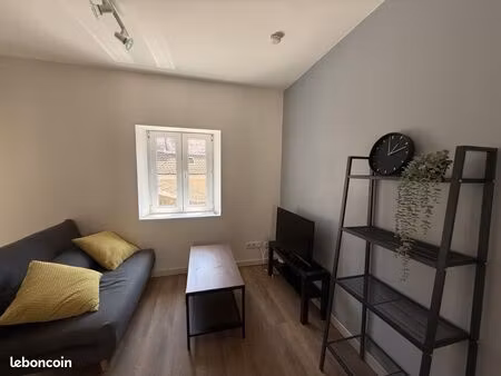 studio 1 pièce 24 m²