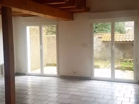 centre ville vallet - 4 pièces - 100 m2