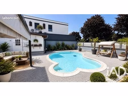 maison 5 pièces 350 m²