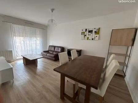 t2 meublé 45m2 avec parking nantes sud