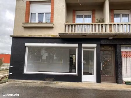 local commercial 40m2