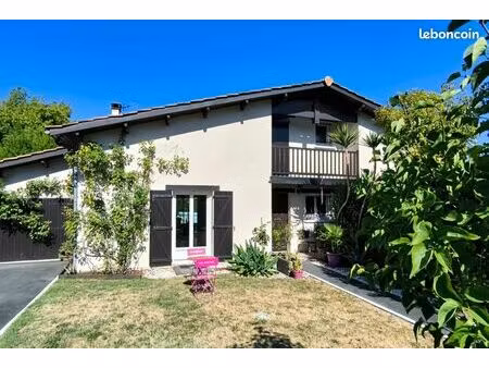 maison familiale 171 m² avec piscine et box – pessac – terrain 850 m²