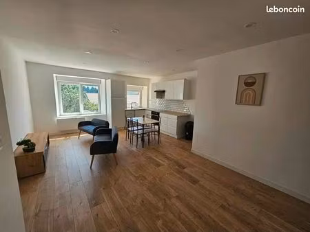 appartement f3 avec terrasse