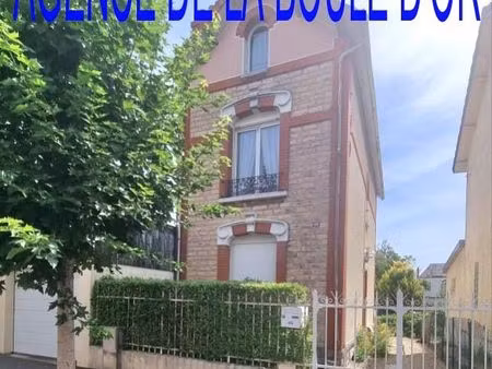 romilly/s/seine - maison de ville de 127 m² au sol en bon état général