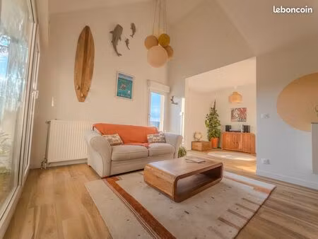 annecy - grand duplex familial rénové -110 m² au sol (96 m² carrez) avec terrasse + parkin