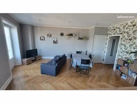 appartement 3 pièces 79m²
