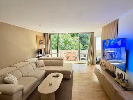 appartement 4 pièces 79 m² rénové – balcon vue sur arbres – résidence sécurisée – morsang-