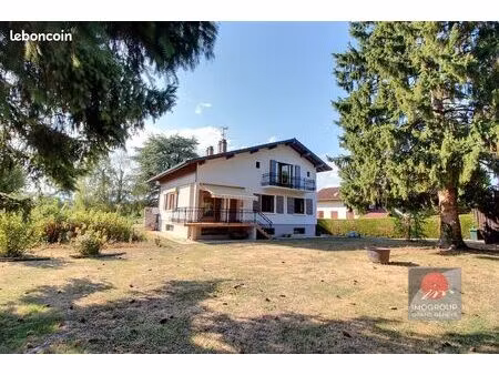 maison 7 pièces 155 m²