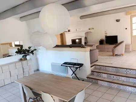 villa provençale lumineuse – 156m2 - patio central  varangue & jardin piscinable
