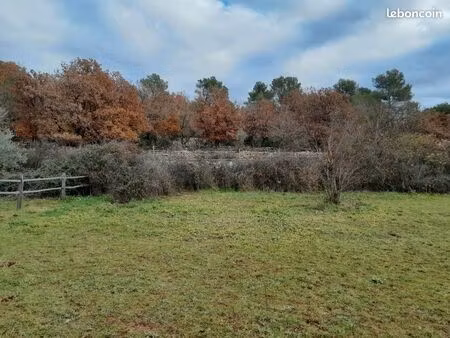 terrain 3 000 m² saint maximin la sainte baume
