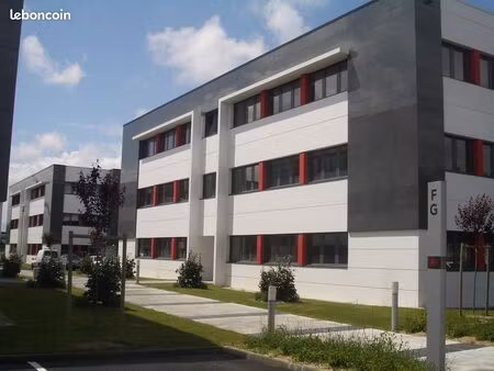 bureaux 113 m²