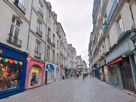 local commercial 44 m²
