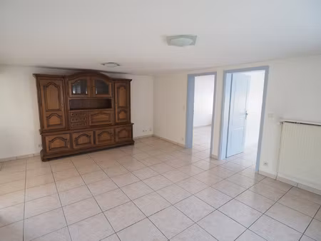 appartement t3 de 61 m2 idéal premier achat proche girom