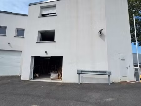 local 75 m² treillieres
