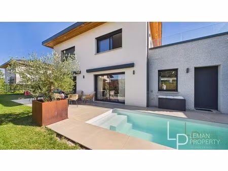 maison contemporaine avec piscine - classe énergétique a à veigy-foncenex