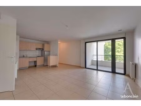 appartement 3 pièces 61 m²
