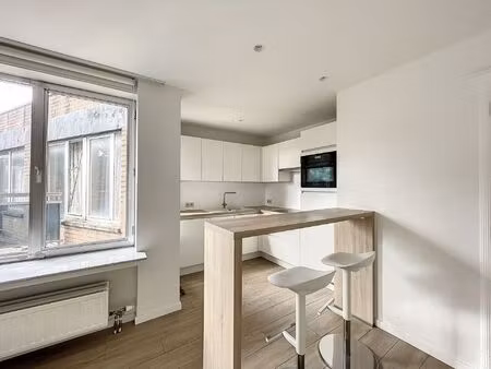 studio à louer à square marguerite 35 bruxelles (vbe49124)