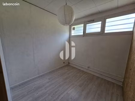 cave 12 m² gradignan