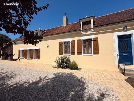 belle maison ancienne style longère avec dépendance