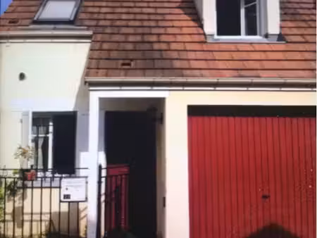 maison 4 pièces – 87m² – 3 chambres – terrasse – 245 000 euros