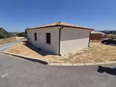 villa 4 pièces 90 m²