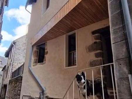 maison de village entraygues sur truyère