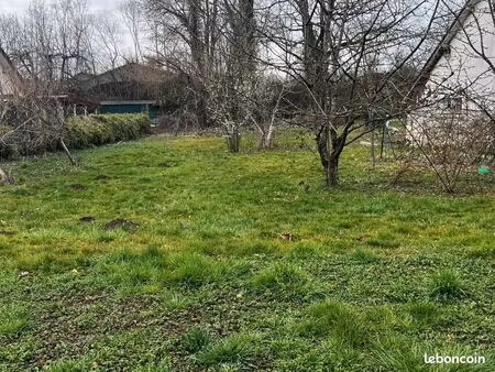 terrain 1 031 m² isle aumont