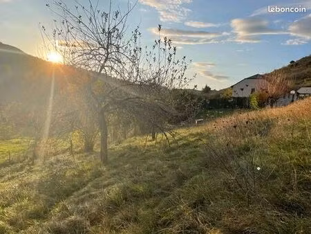 terrain à bâtir de 1543 m² à marcillac-vallon