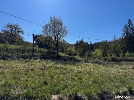 terrain à bâtir de 952 m² à montrozier