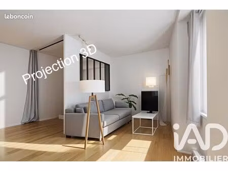 studio 1 pièce 28 m²