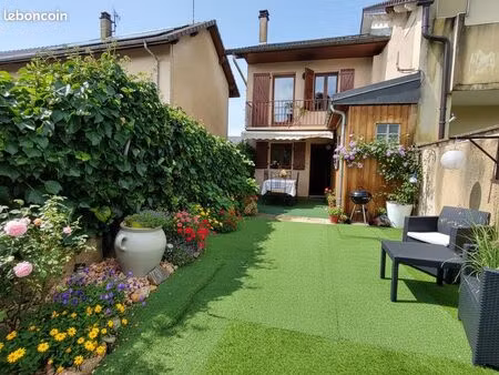 appartement 6 pièces 111 m²