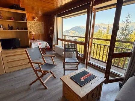 studio-cabine 29 m²   skis aux pieds
