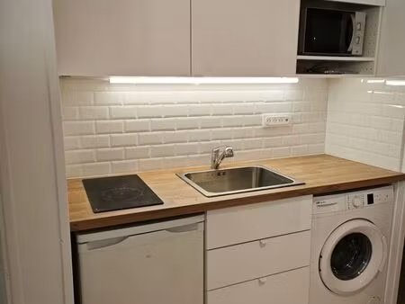 studio meublé  refait à neuf situé à pessac  proche centre ville et universités