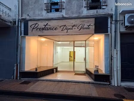 murs commerciaux 65m2