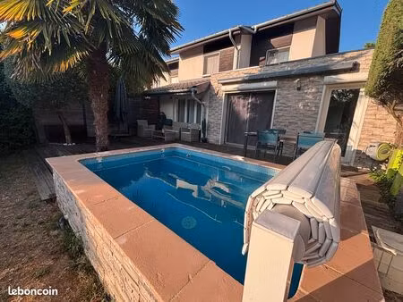 maison - 4 pièces - 102m²