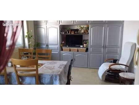 location maison de village meublée à l' année