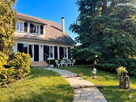 à vendre maison spacieuse