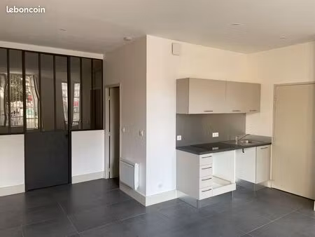 appartement t2 - bordeaux place pressensé