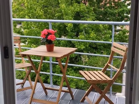 t2 duplex récent de 34 m2  secteur pessac alouette  850 euros