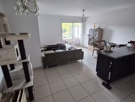 t3 de 65 79 m² – mérignac centre – résidence récente – terrasse8m2 – parking – dispositif 