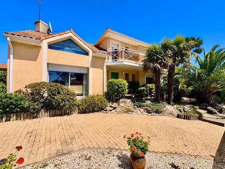 vente appartement 6 pièces 152.1 m² à pornichet (44380)  846 450 €