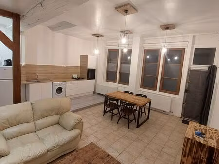 location appartement meublé au rdc