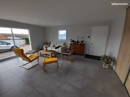 à louer – maison individuelle récente t4 à davézieux