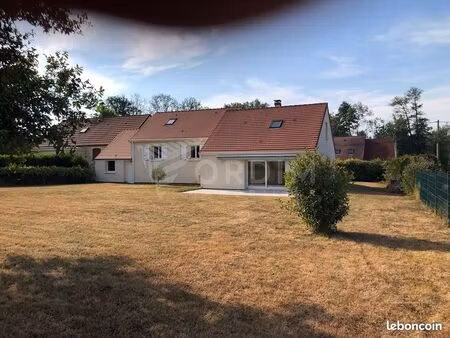 maison 8 pièces 189 m²