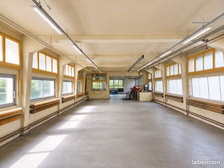 bâtiment industriel - stockage - entrepôt 600m2