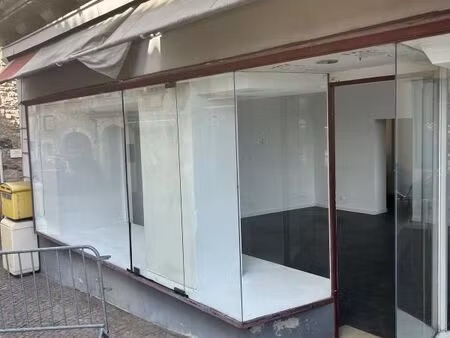 local commercial 45 m²